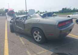 2010 DODGE CHALLENGER SE