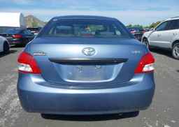 2009 TOYOTA YARIS