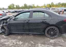 2022 MERCEDES-BENZ A 220 4MATIC