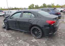 2022 MERCEDES-BENZ A 220 4MATIC