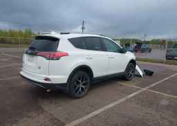 2018 TOYOTA RAV4 SE