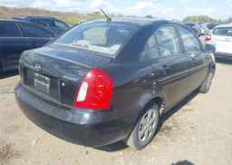 2010 HYUNDAI ACCENT GL