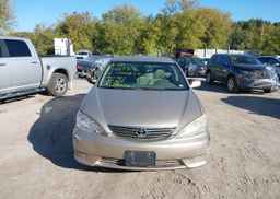 2005 TOYOTA CAMRY LE