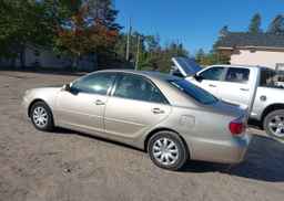 2005 TOYOTA CAMRY LE