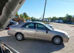 2005 TOYOTA CAMRY LE