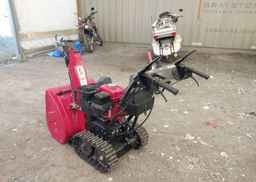 1900 HONDA snowblower