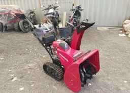 1900 HONDA snowblower