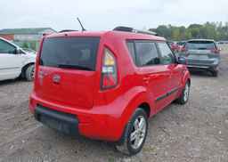 2011 KIA SOUL +