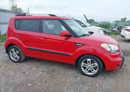 2011 KIA SOUL +