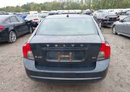 2010 VOLVO S40 2.4I