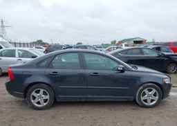 2010 VOLVO S40 2.4I