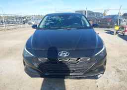 2021 HYUNDAI ELANTRA PREFERRED IVT WITH SUN AND TECH PACKAGE