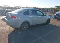 2010 FORD FOCUS SE