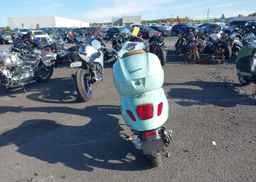 2021 VESPA PRIMAVERA