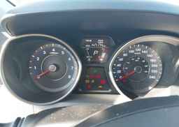 2013 HYUNDAI ELANTRA GL