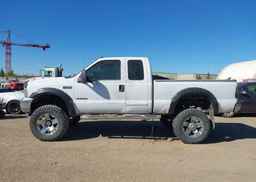 2002 FORD F-350 LARIAT
