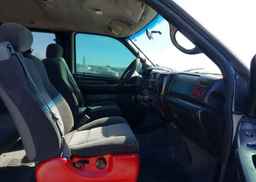 2002 FORD F-350 LARIAT