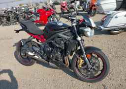 2013 TRIUMPH MOTORCYCLE STREET TRIPLE R