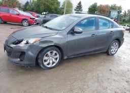 2013 MAZDA 3 I