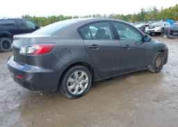2013 MAZDA 3 I