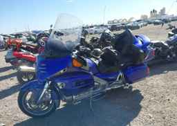 2005 HONDA GL1800