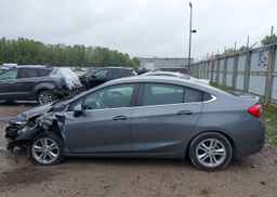 2018 CHEVROLET CRUZE LT AUTO