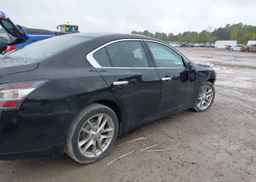 2012 NISSAN MAXIMA SV
