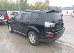 2009 MITSUBISHI outlander