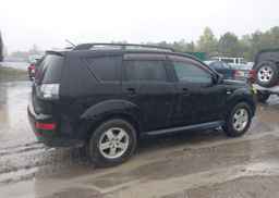 2009 MITSUBISHI outlander