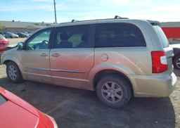 2011 CHRYSLER TOWN & COUNTRY TOURING