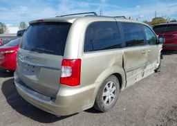 2011 CHRYSLER TOWN & COUNTRY TOURING