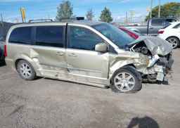 2011 CHRYSLER TOWN & COUNTRY TOURING