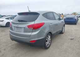 2010 HYUNDAI TUCSON LIMITED