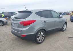 2010 HYUNDAI TUCSON LIMITED
