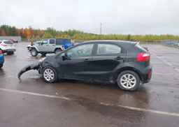 2016 KIA RIO EX