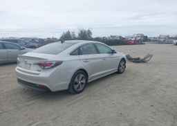 2016 HYUNDAI SONATA HYBRID LIMITED