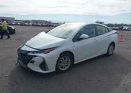 2021 TOYOTA PRIUS PRIME LE