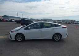 2021 TOYOTA PRIUS PRIME LE