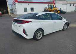 2021 TOYOTA PRIUS PRIME LE
