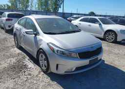 2017 KIA FORTE EX