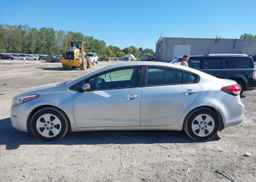 2017 KIA FORTE EX