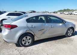2017 KIA FORTE EX