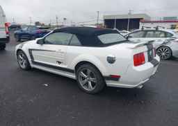 2005 FORD MUSTANG GT