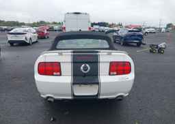 2005 FORD MUSTANG GT