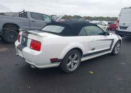 2005 FORD MUSTANG GT