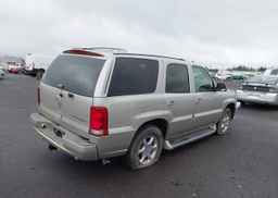 2005 CADILLAC ESCALADE STANDARD