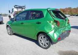 2011 MAZDA MAZDA2