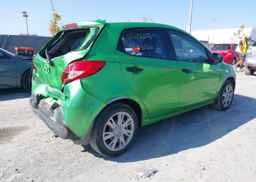 2011 MAZDA MAZDA2
