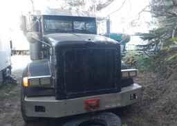 2005 PETERBILT 378