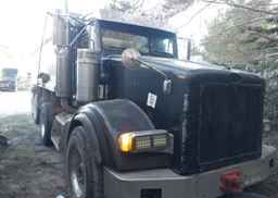 2005 PETERBILT 378
